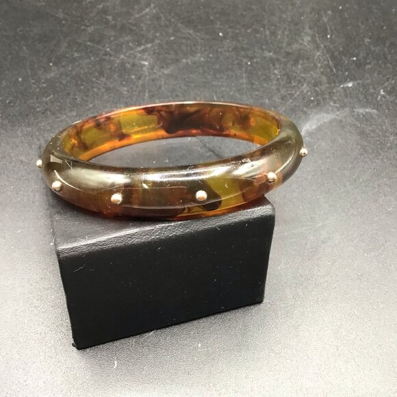 Apple Juice Lucite Bangle Swirled Marbled Studded Design Vintage Bracelet - Picture 6 of 8